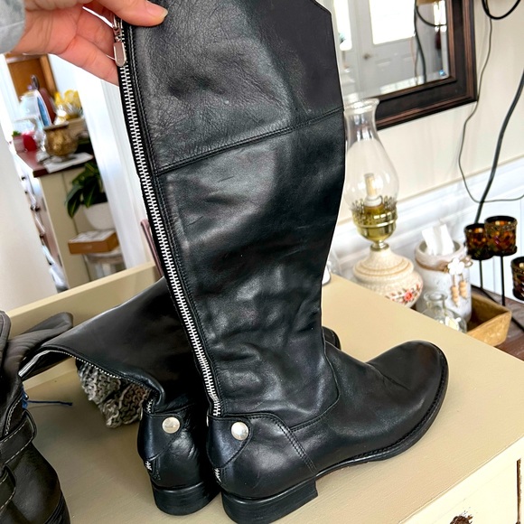 Black leather boot size 7 - Picture 1 of 1